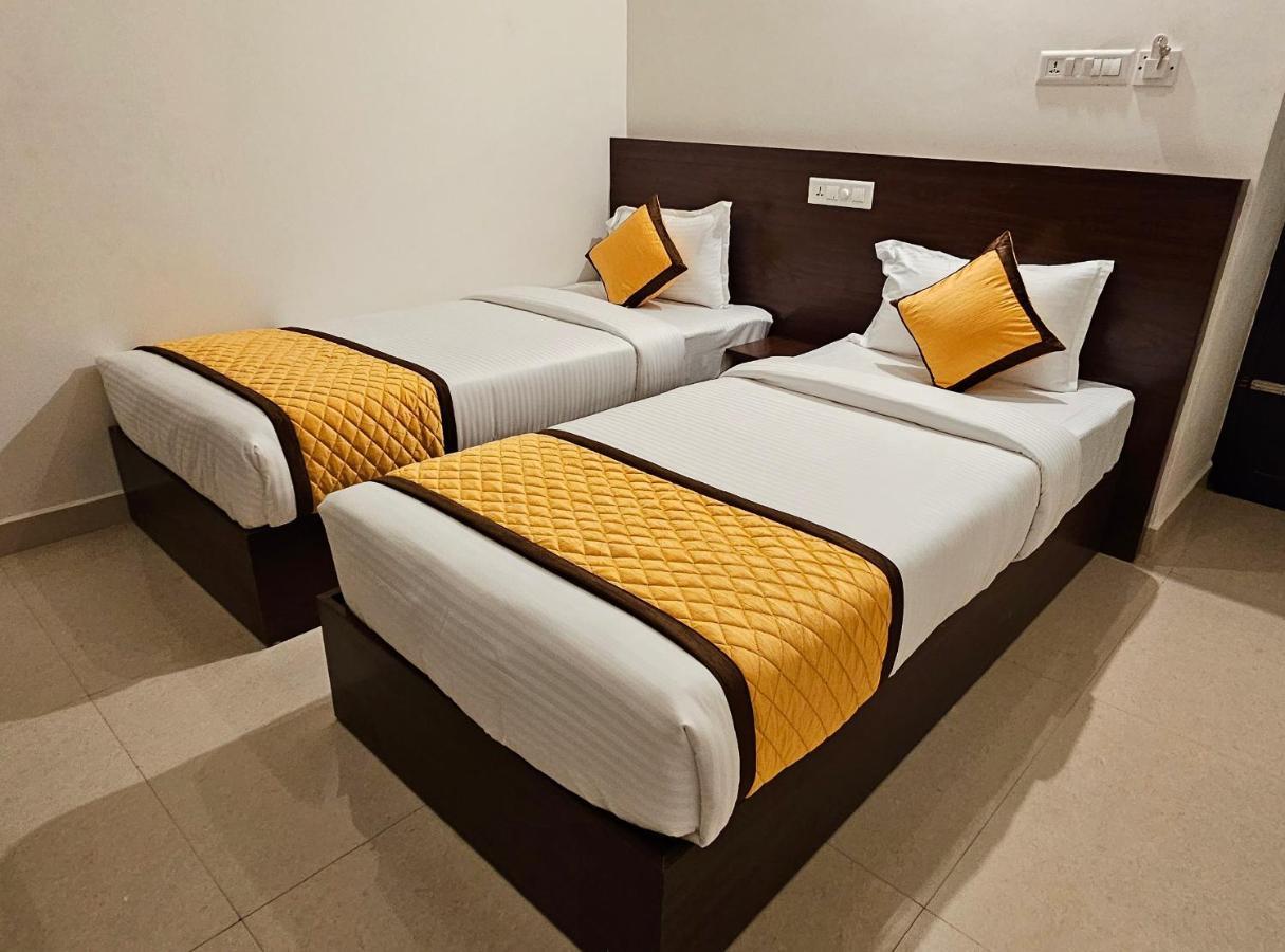 Blueway Residency Downtown Hotel Thiruvananthapuram Exterior photo