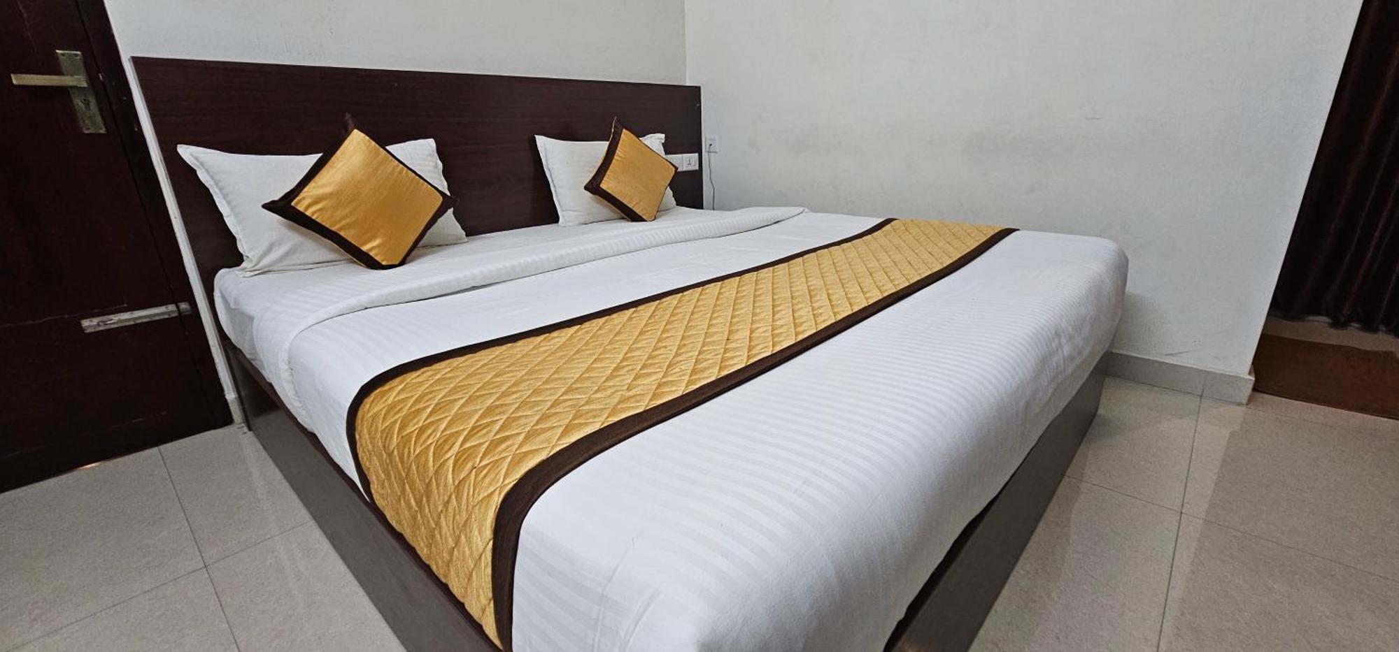 Blueway Residency Downtown Hotel Thiruvananthapuram Exterior photo