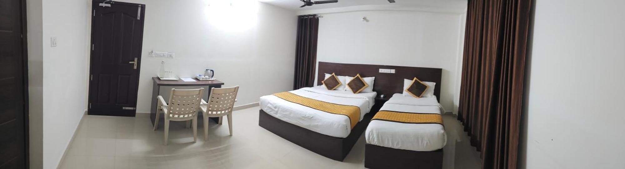 Blueway Residency Downtown Hotel Thiruvananthapuram Exterior photo