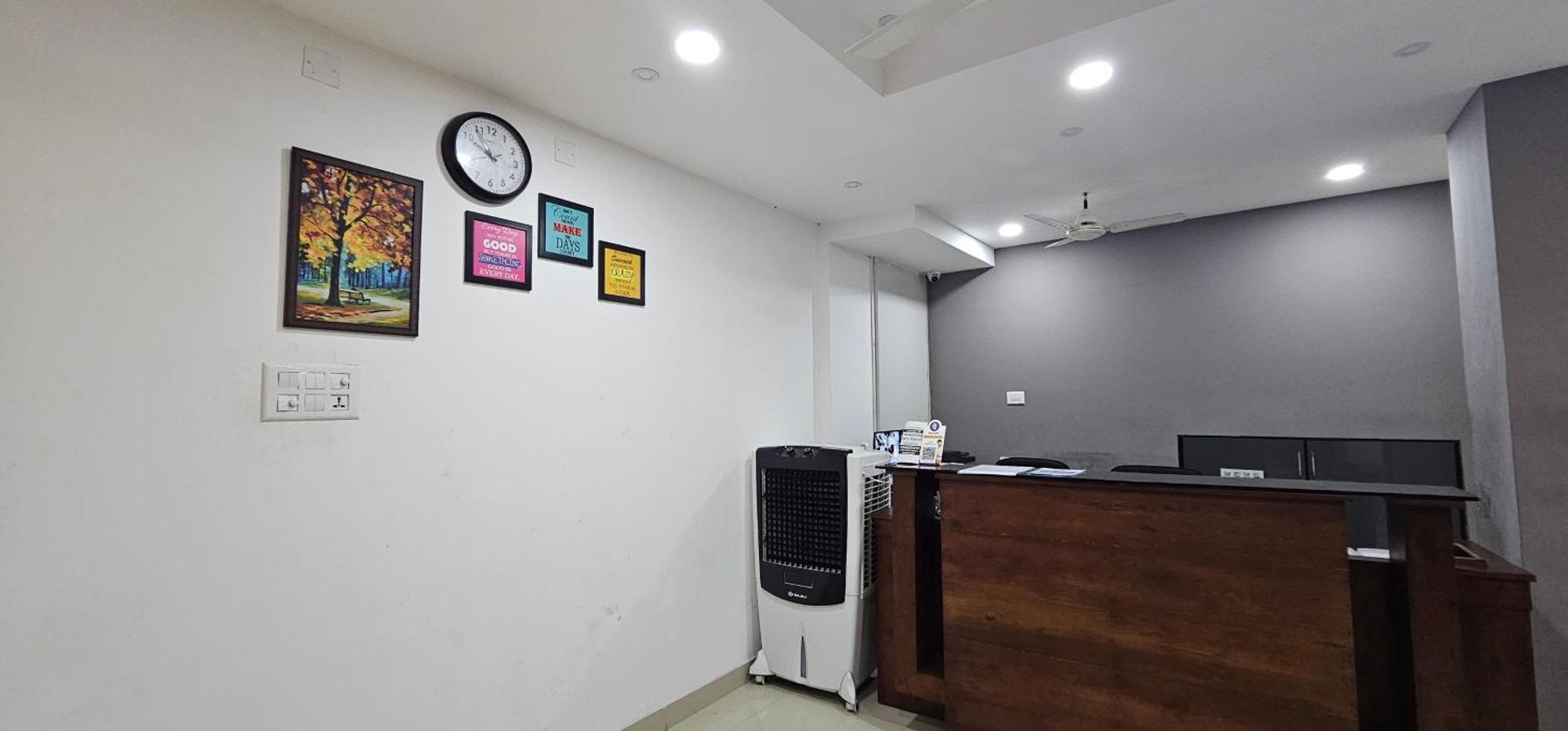 Blueway Residency Downtown Hotel Thiruvananthapuram Exterior photo